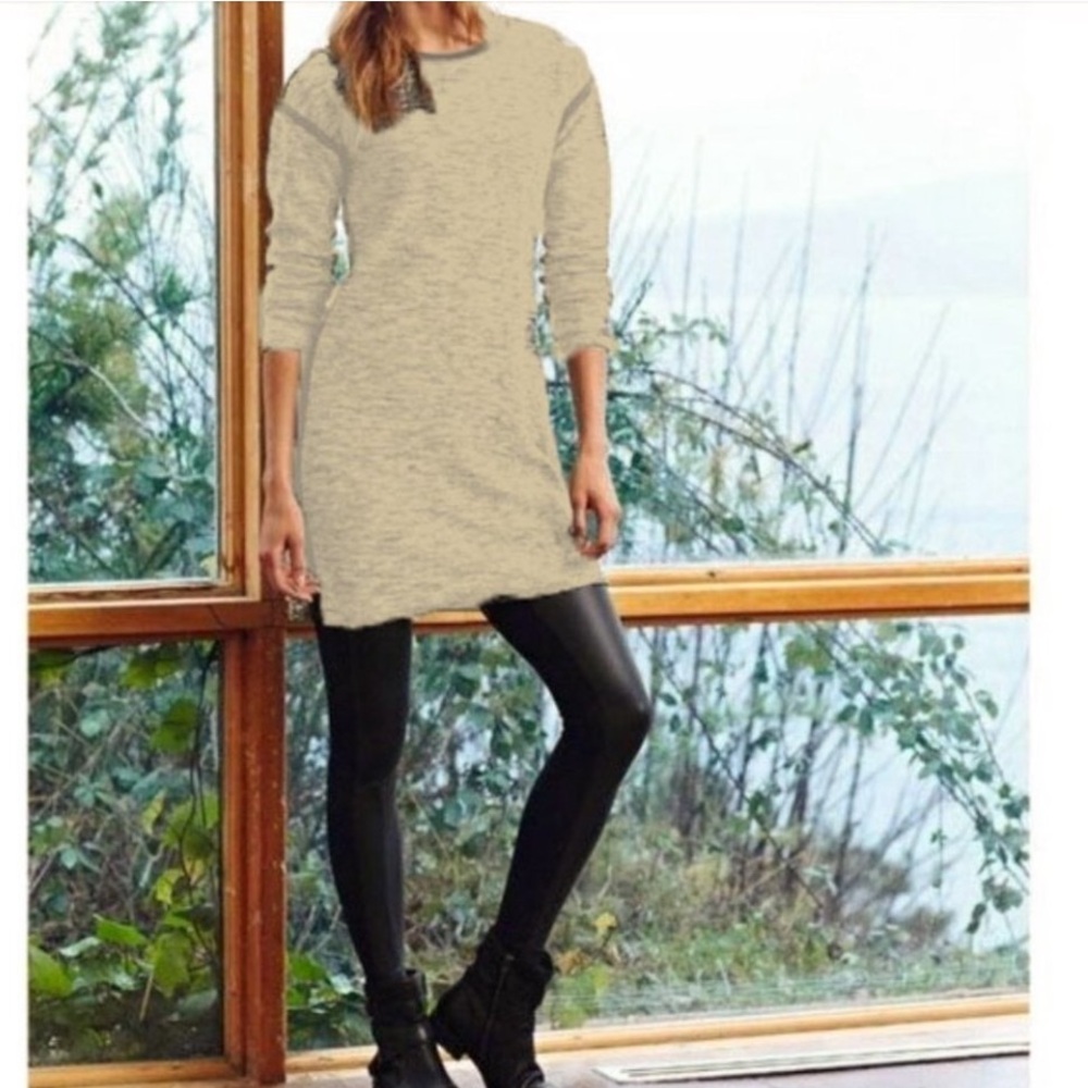 Athleta Retreat Sweater Dress in Heathered Oatmeal - Size Medium